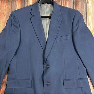 HAGGAR from Kohls. Tailored fit 42R. Men’s Sport Coat.  Nearly new worn once!